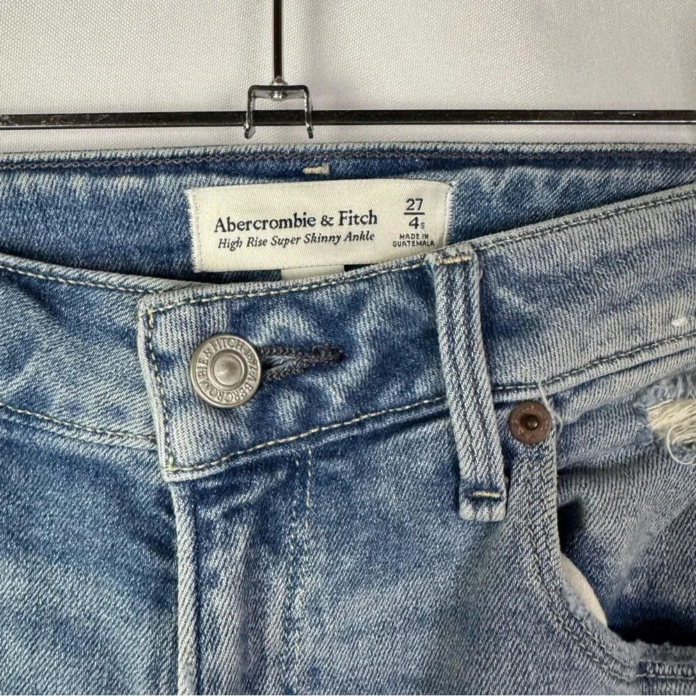Abercrombie & Fitch High Rise Super Skinny Ankle Distressed Jeans 4
